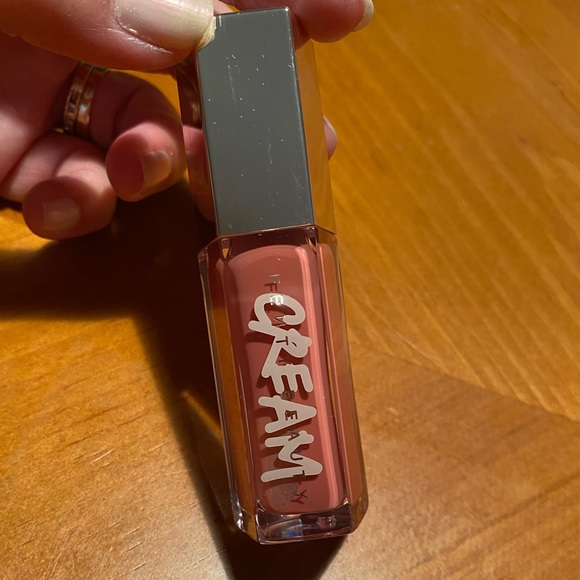 Fenty Beauty Gloss Bomb Cream - Picture 3 of 14
